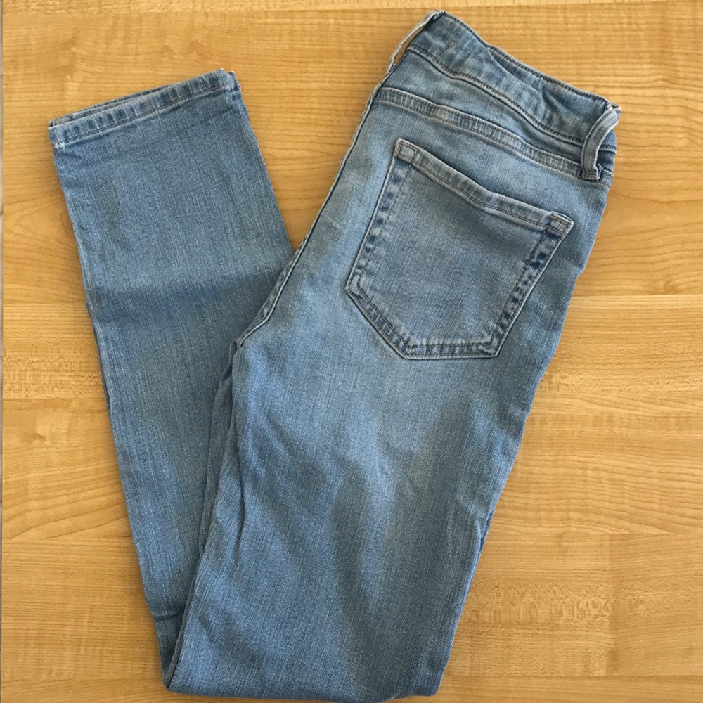 Girls Forever 21 light blue jeans size 13/14
